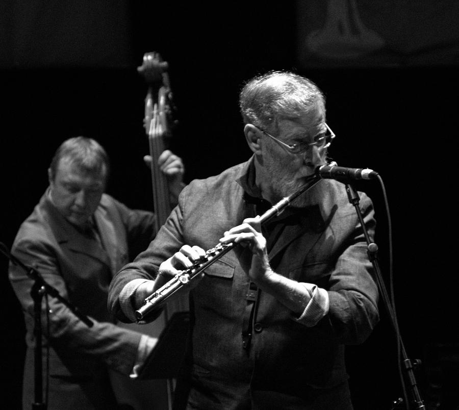 Lew Tabackin on Flute Photograph by Lee Santa