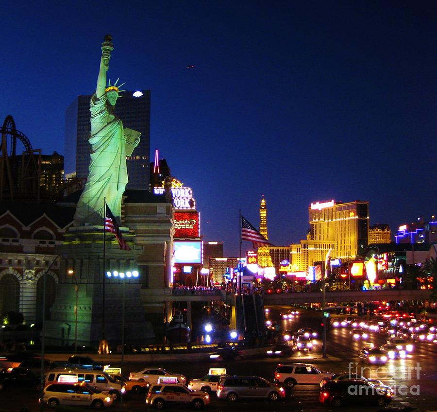 Las Vegas Photograph - Liberty in Vegas by John Malone
