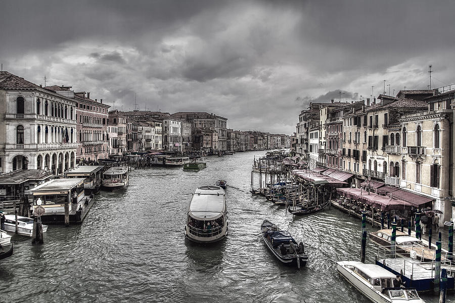 Life on canal Photograph by Roberto Pagani