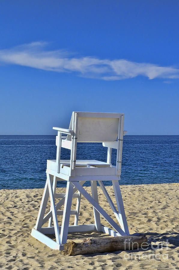 Lifeguard Chair Photograph by Allen Beatty