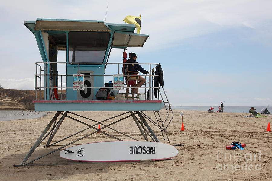 Lifeguard Shack At The Santa Cruz Beach Boardwalk California 5D23715 Photograph by Wingsdomain Art and Photography