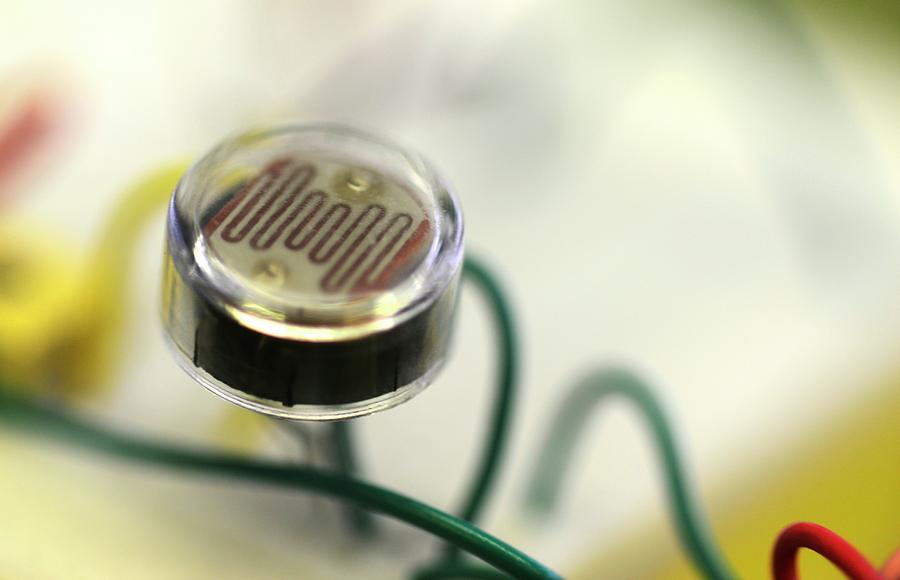 Light-dependent Resistor Photograph by Cordelia Molloy/science Photo Library
