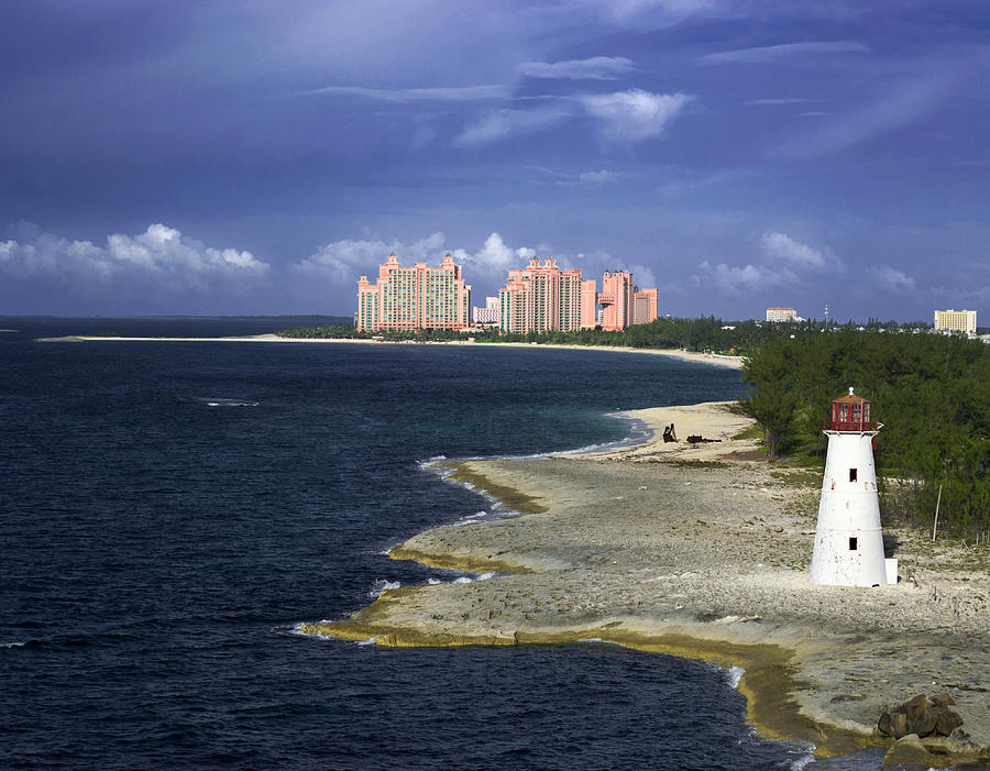 Atlantis Photograph - Lighthouse on Colonial Beach with Atlantis Paradise Resort Bahamas by Jatin Thakkar