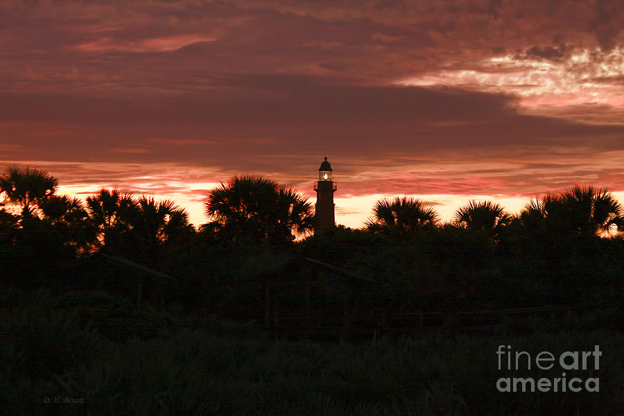 Lighthouse Sunset Photograph by Deborah Benoit