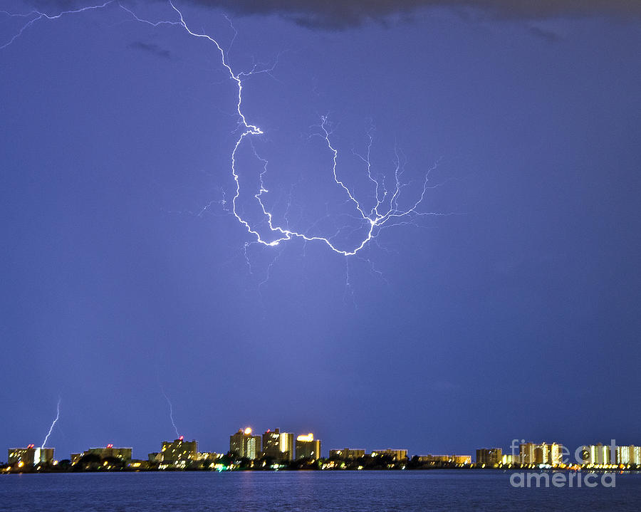 Lightning Loop Photograph by Stephen Whalen - Pixels