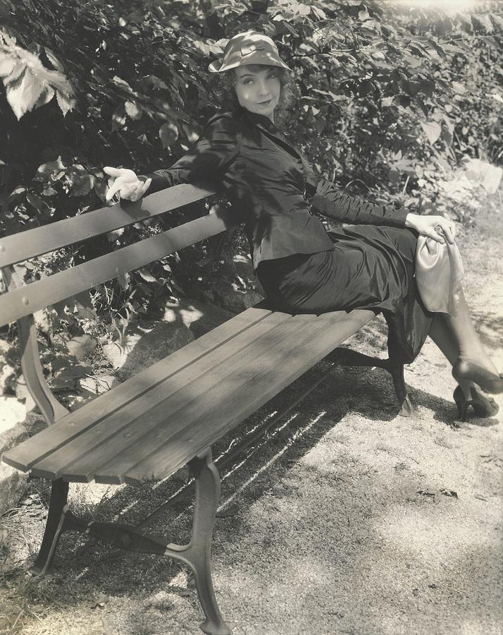 Lillian Gish In Within The Gates Photograph by Edward Steichen