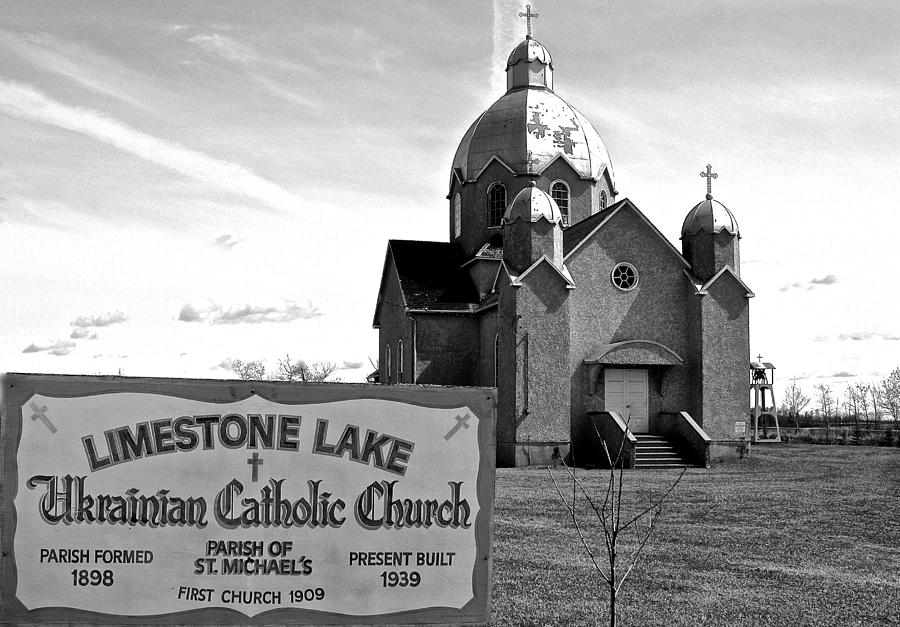 Limestone Lake Church Photograph by Brian Sereda