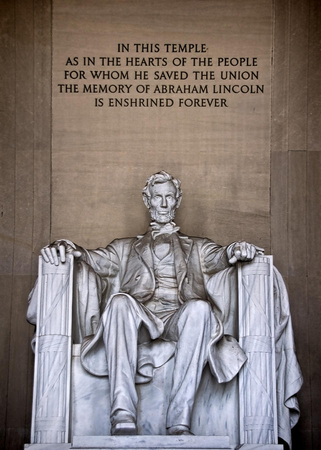 Lincoln Memorial Photograph - Lincoln by Jemmy Archer