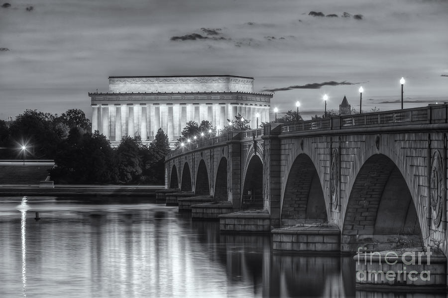 Lincoln Memorial and Arlington Memorial Bridge at Dawn II Photograph by Clarence Holmes
