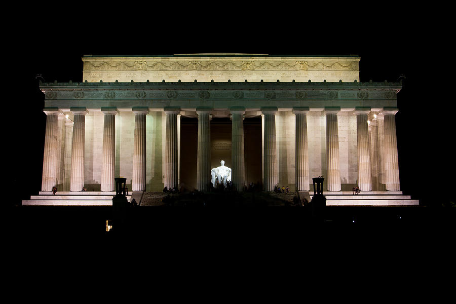 Lincoln Memorial Wide Shot Photograph by John McGraw