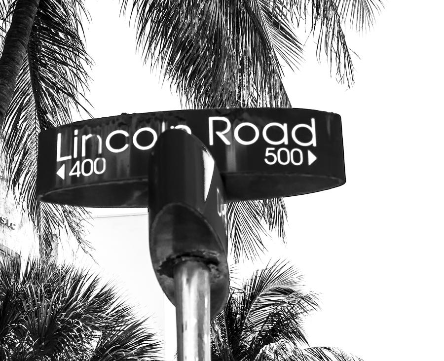 Lincoln Road South Beach Photograph by Susan Stone