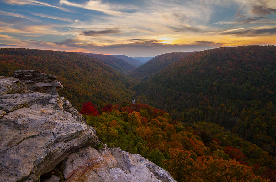Lindy Point sunset at Blackwater Falls in West Virginia Photograph by Jetson Nguyen