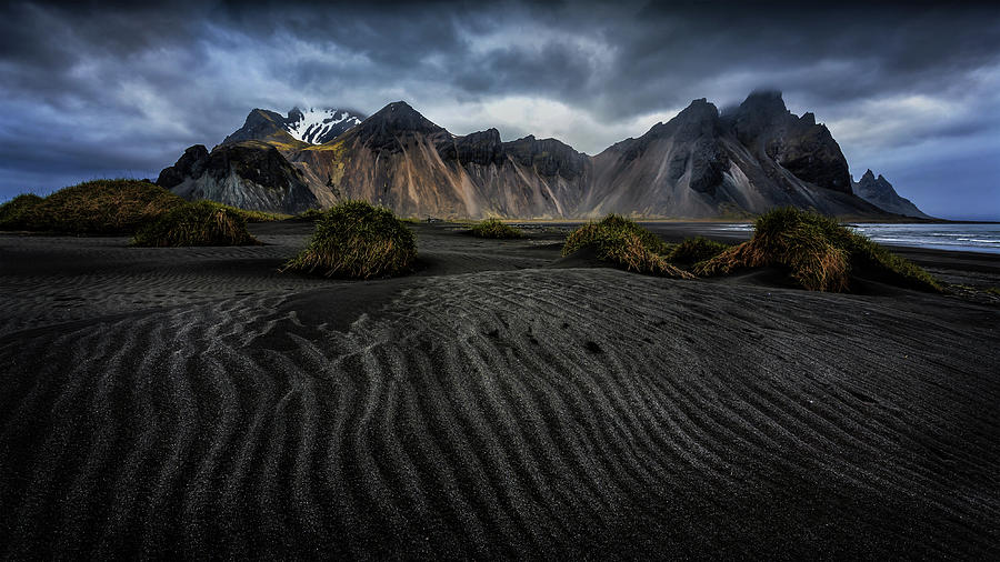 Mountain Photograph - Lines And Mountains by Sus Bogaerts