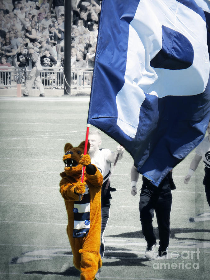 Penn State University Photograph - Lion Leading The Team by Dawn Gari