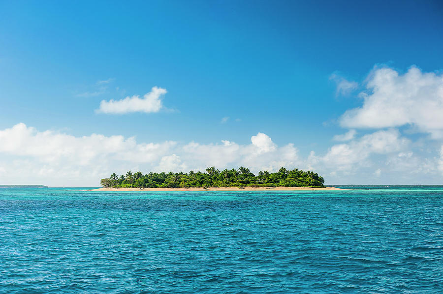 Little Island With A White Sand Beach Photograph by Michael Runkel ...