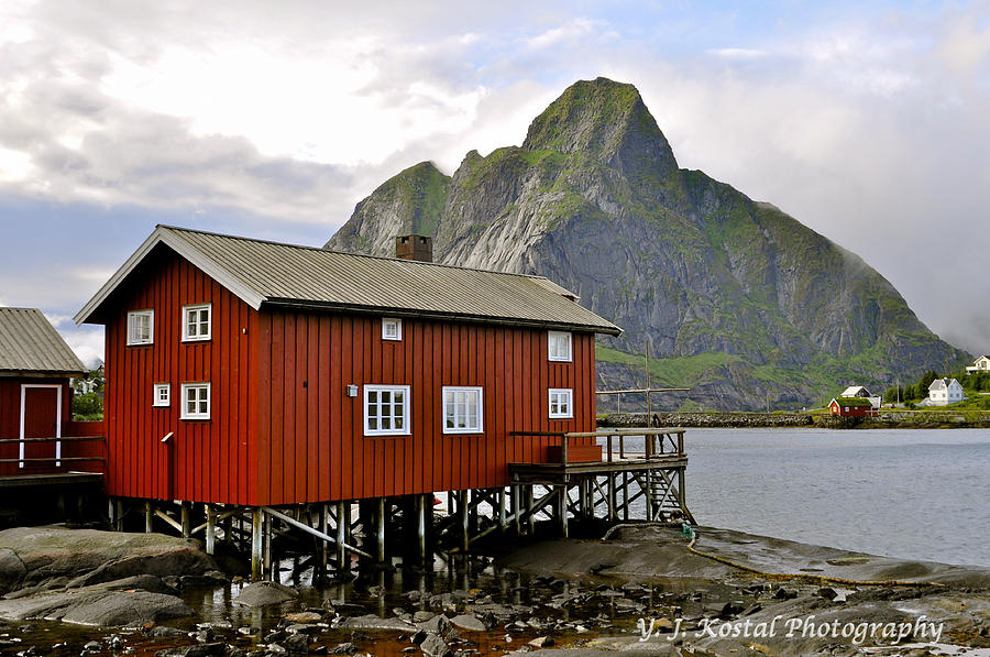 Little Red Cabin Photograph By Yj Kostal