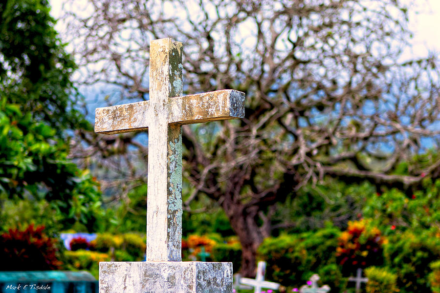 Little Rugged Cross - Nicaragua Photograph by Mark Tisdale