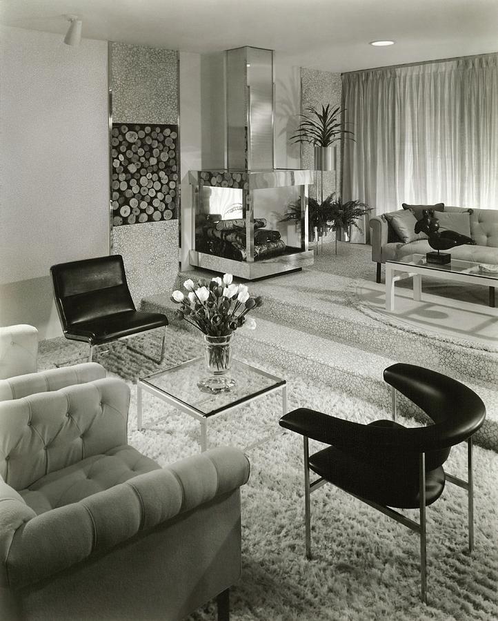 Living Room With A Fireplace Photograph by William Grigsby
