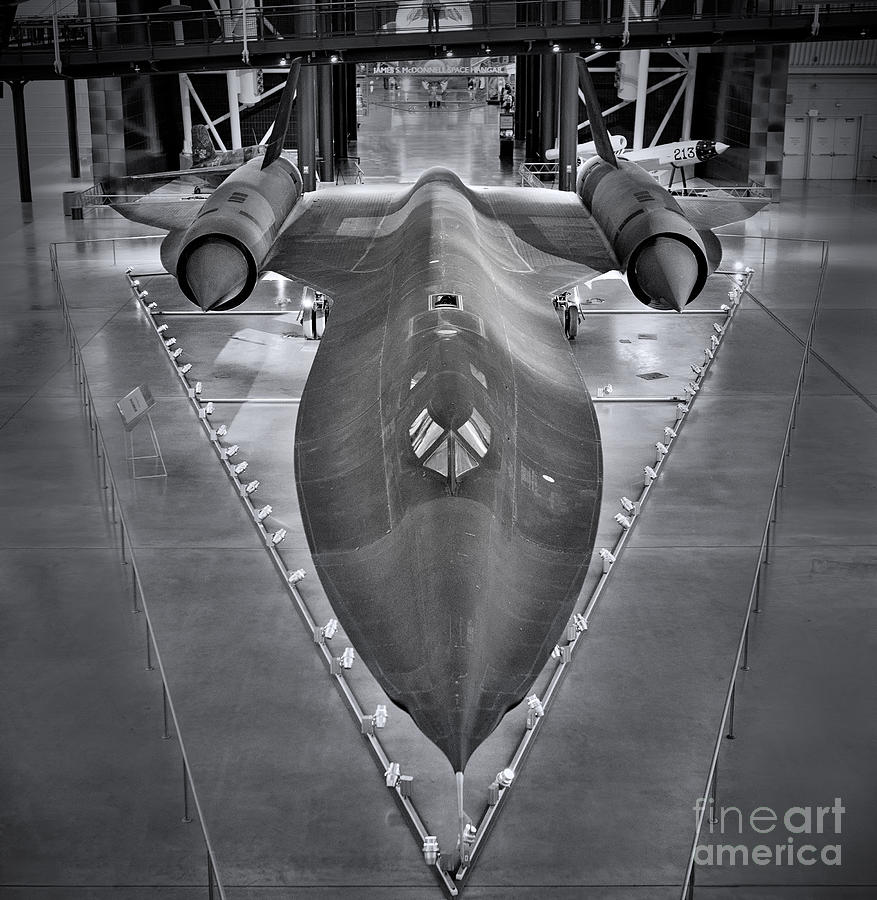 Lockheed SR-71 Blackbird BW Photograph by Jerry Fornarotto