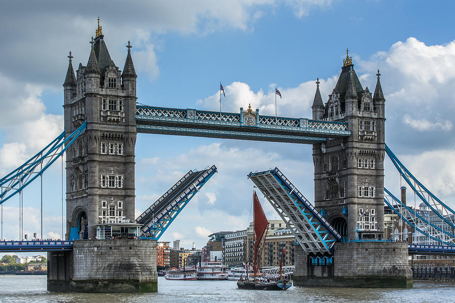 London Bridge raised for sailing barge Photograph by Izzy Standbridge ...