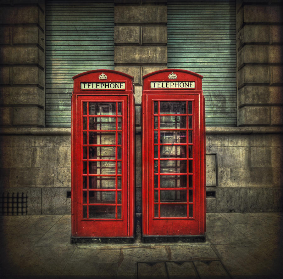 London Photograph - London Calling by Evelina Kremsdorf