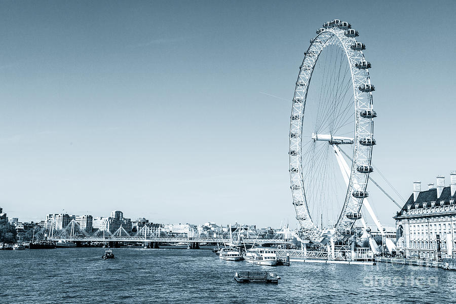 London Eye and the River Thames in London. Photograph by Peter Noyce