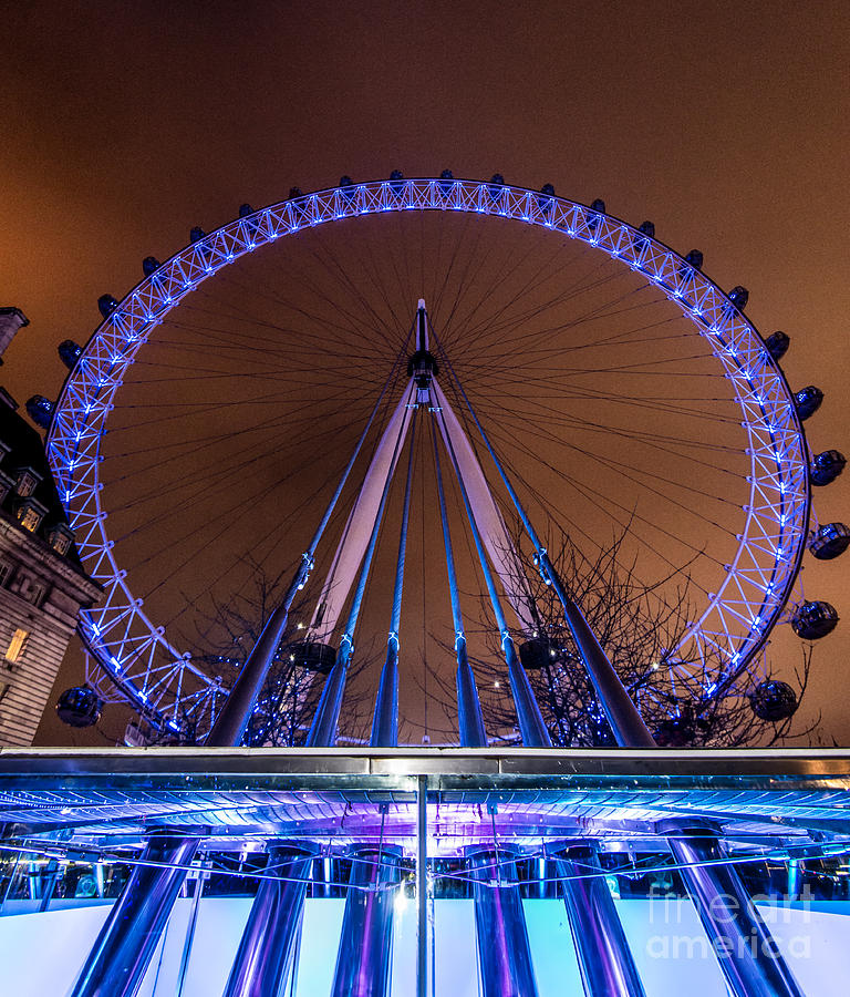 London Eye Supports Photograph by Matt Malloy