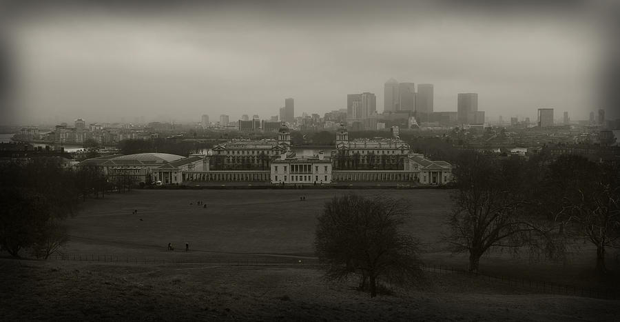 London From Greenwich Photograph by Maj Seda