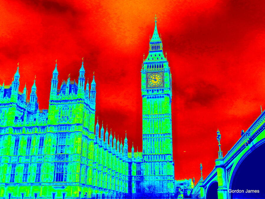 London Icon 2 Photograph by Gordon James