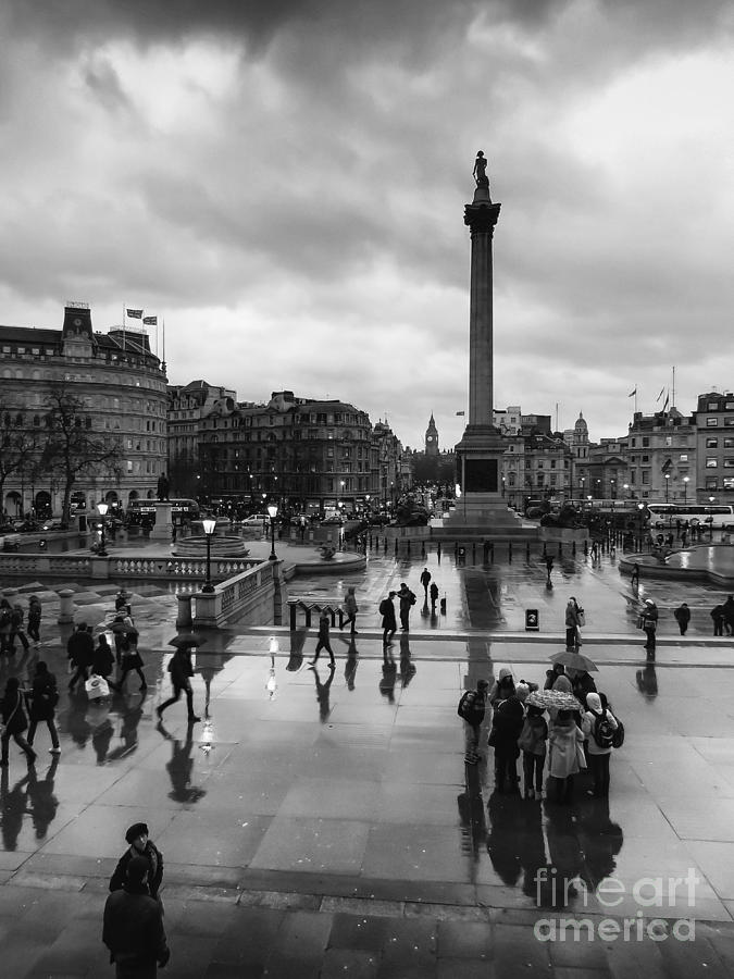 Nelson's Column Photograph - London Landmarks by Nigel Jones Nelson's Column Photograph - London Landmarks by Nigel Jones