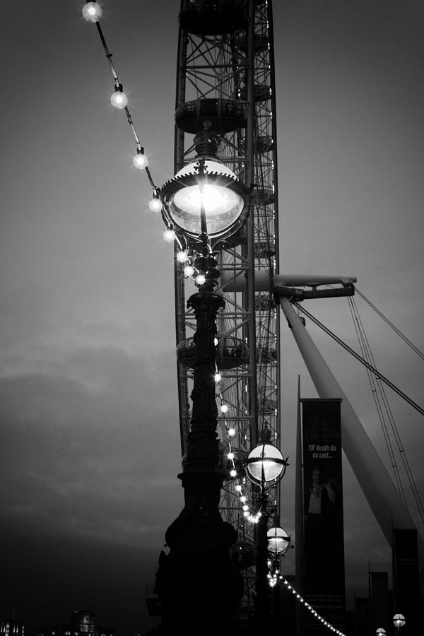 London Eye Pyrography - London Lights by Martin Hristov