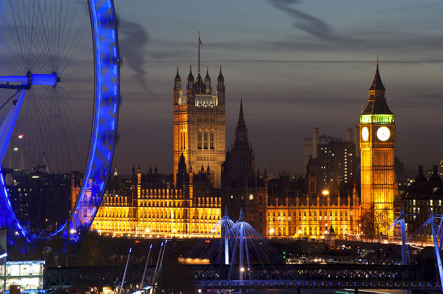 london skyline night