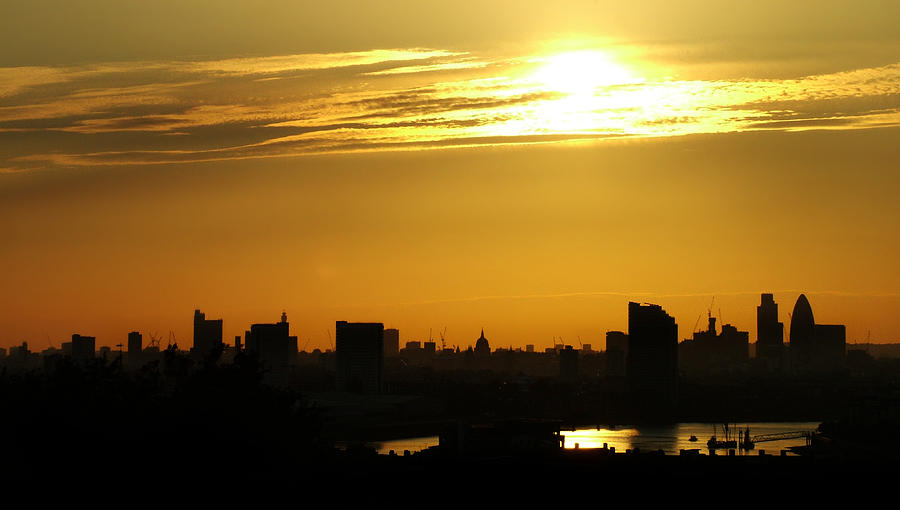 London Sunset Photograph by Mark Rogan - Fine Art America