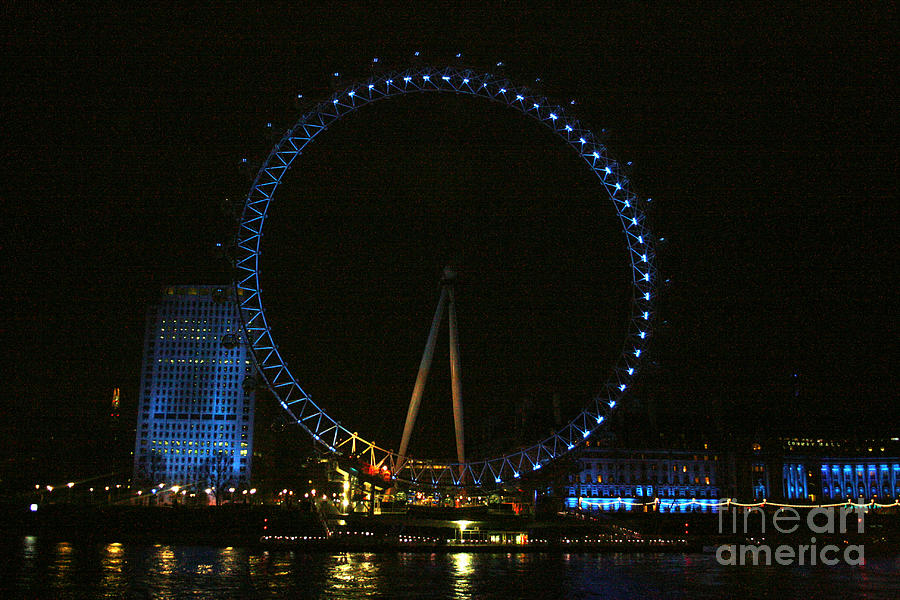 Londons Eye On The River Thames Photograph by Doc Braham