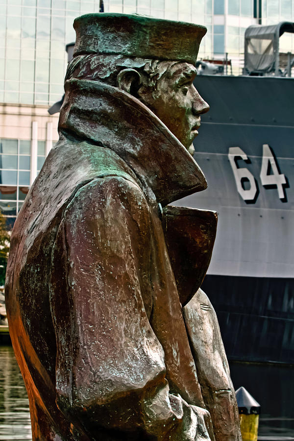 Lone Sailor Bronze Photograph by Jerry Gammon