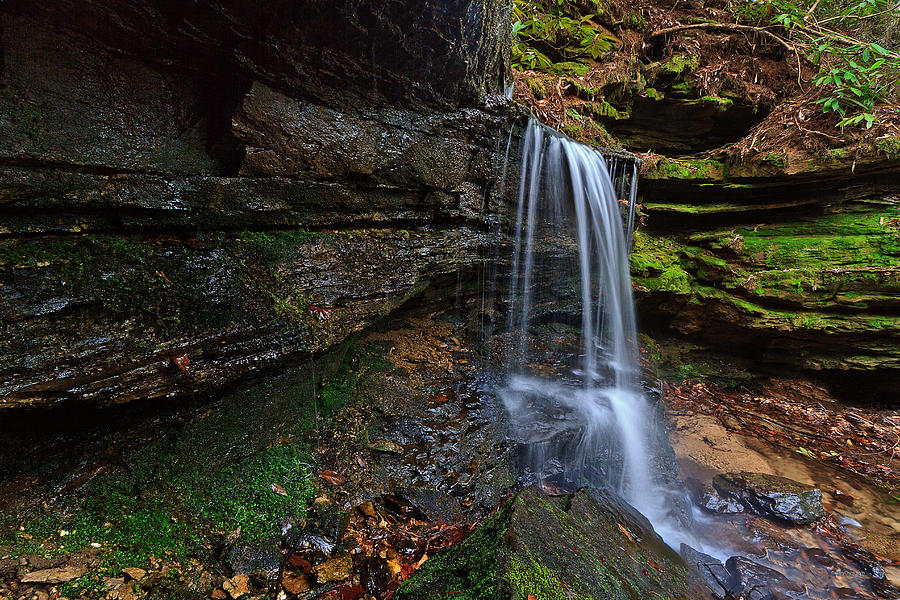 Lone Waterfall Photograph By Gary Drinkhorn 