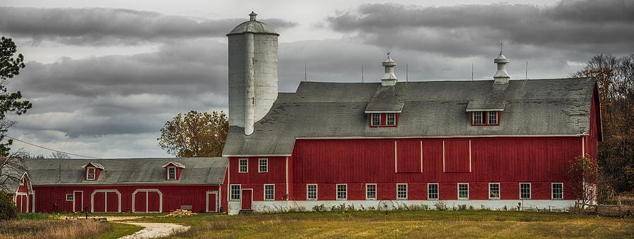 Long Red Barn Photograph by Paul Freidlund