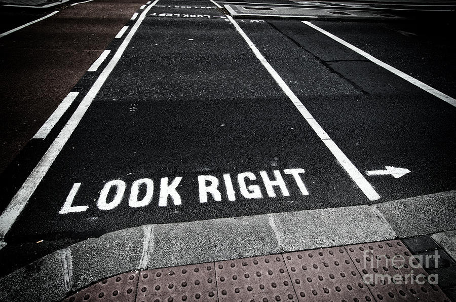 Look Right Photograph