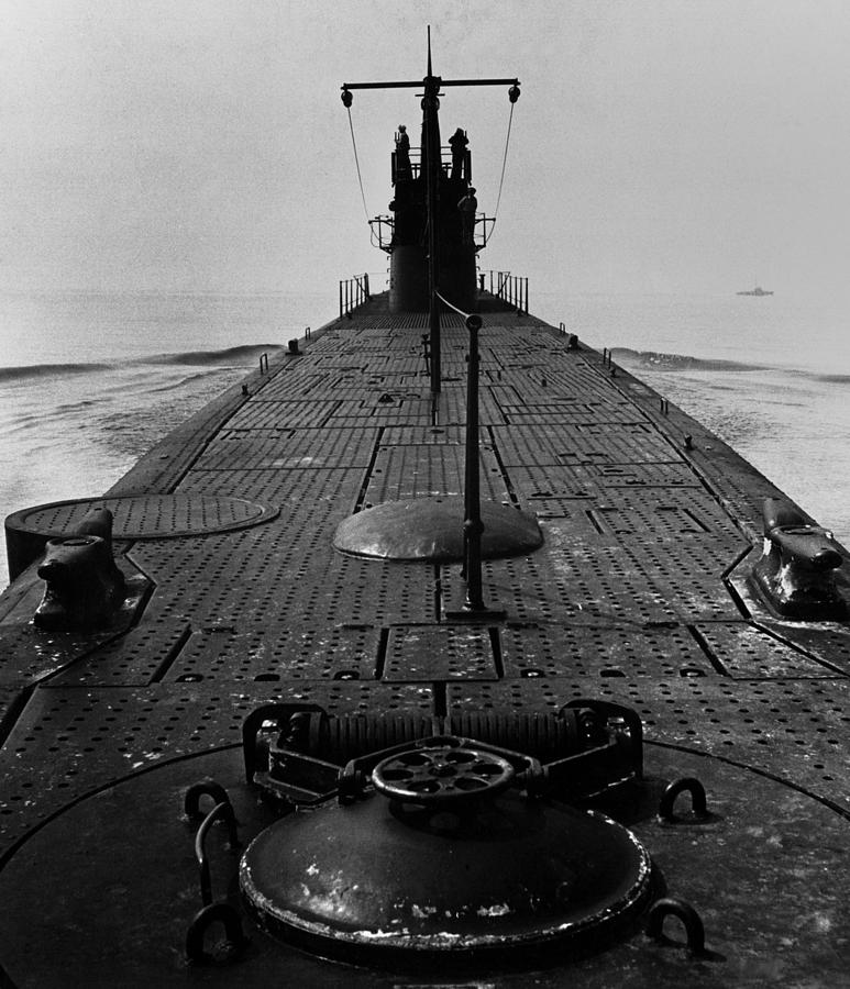 Looking Forward Along The Deck Of U.s Photograph by Everett