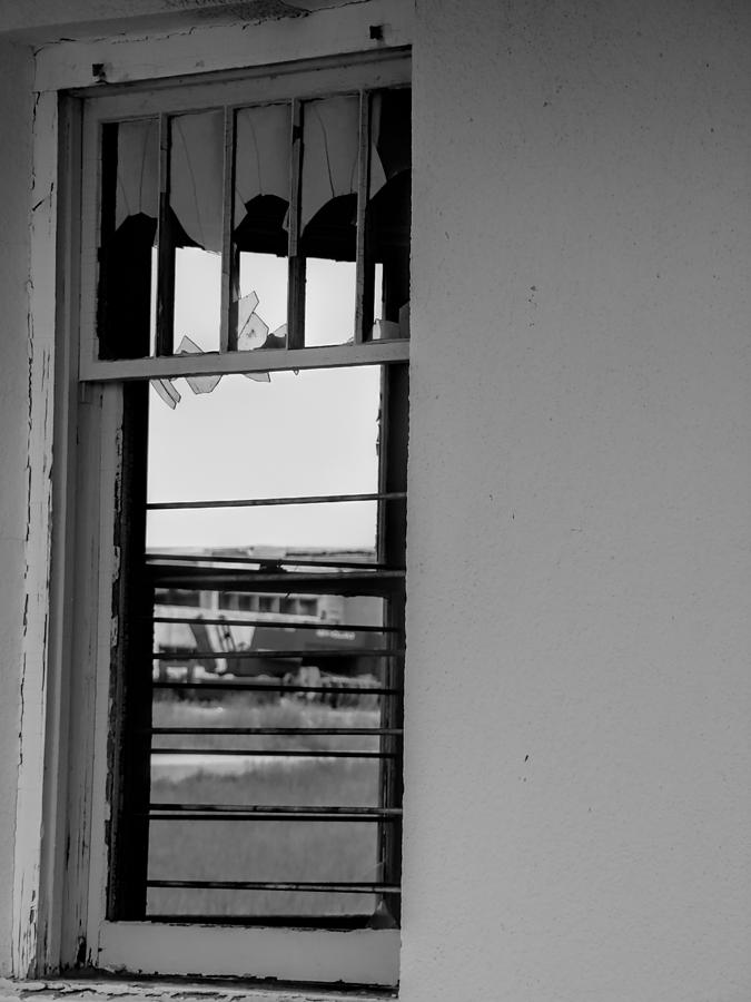 Looking through it black and white Photograph by Cathy Anderson