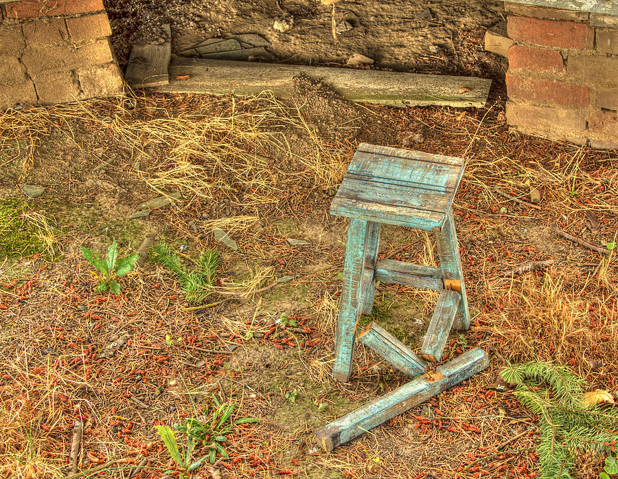 Stool Photograph - Lost leg by Jean Noren