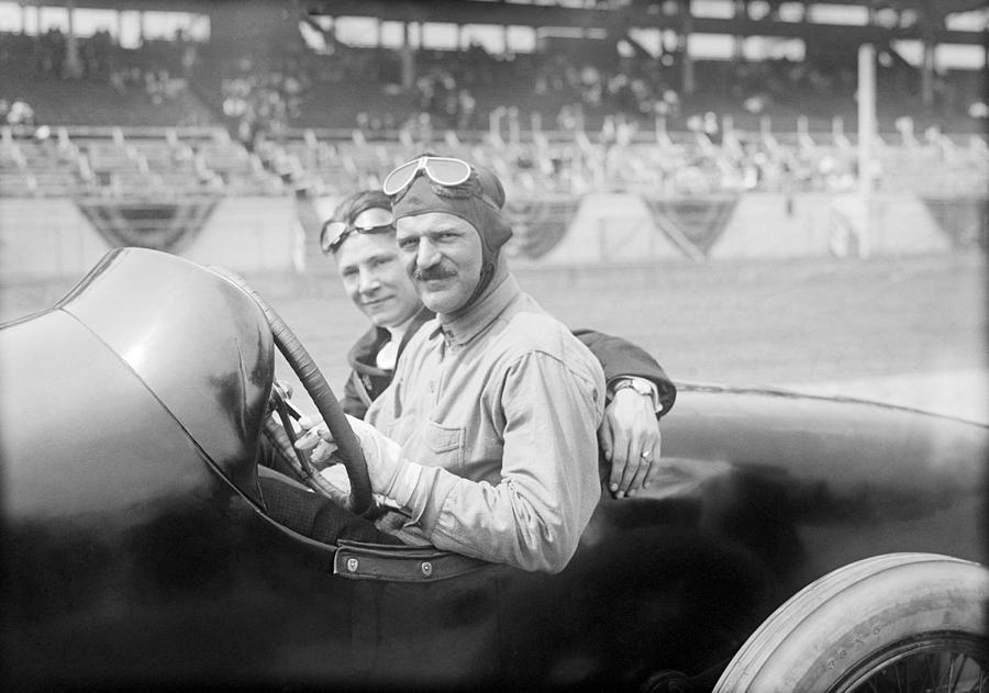 Goggle Photograph - Louis Chevrolet, US race car driver by Science Photo Library