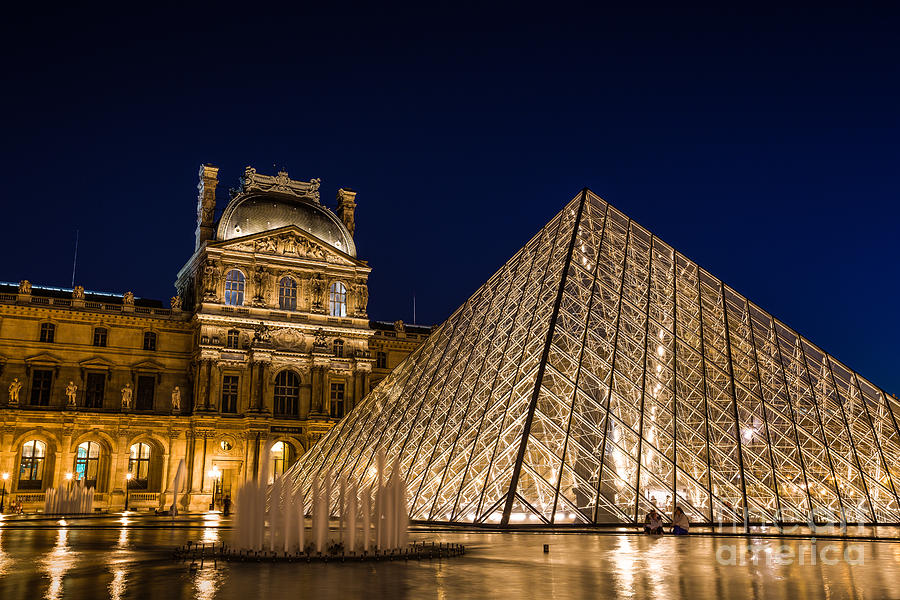 Louvre Illuminated- A Photograph