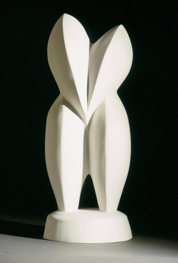 Abstract Sculpture - Lovebirds - plaster by Manuel Abascal
