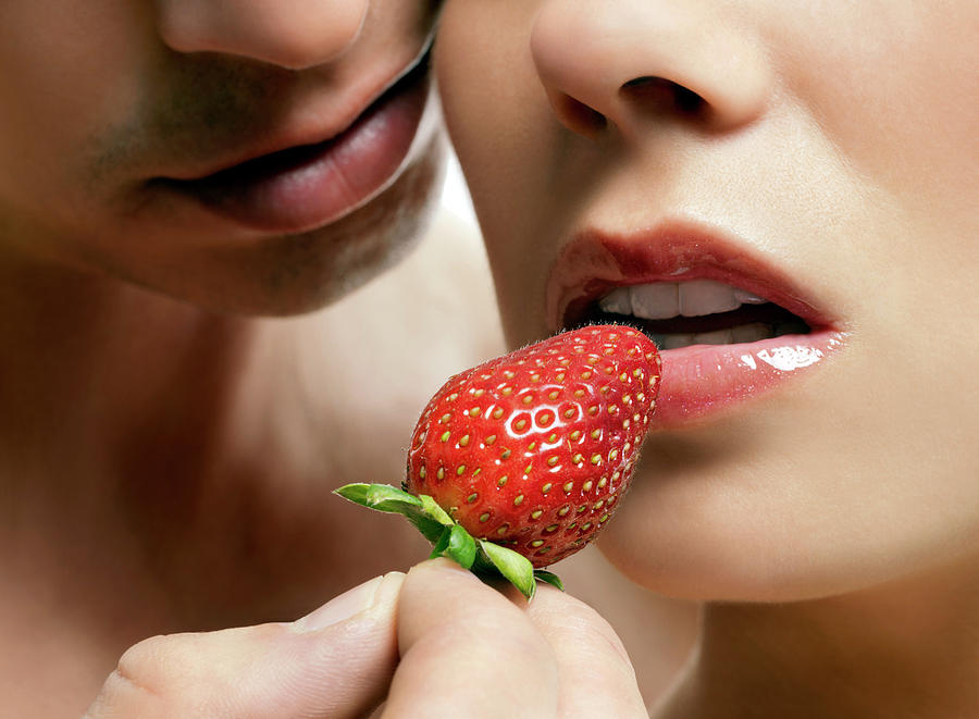 Lovers Eating Strawberries Photograph by Kate Jacobs/science Photo Library.