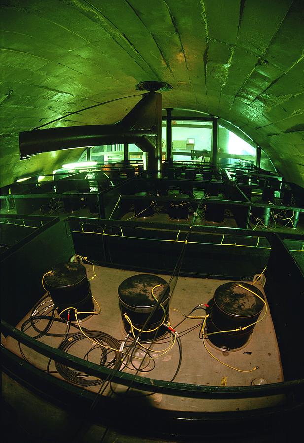 Lsd Antineutrino Telescope Photograph by David Parker/science Photo Library