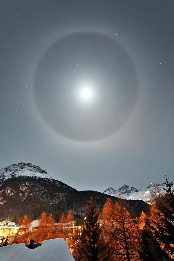 Lunar Halo Photograph by Dr Juerg Alean/science Photo Library