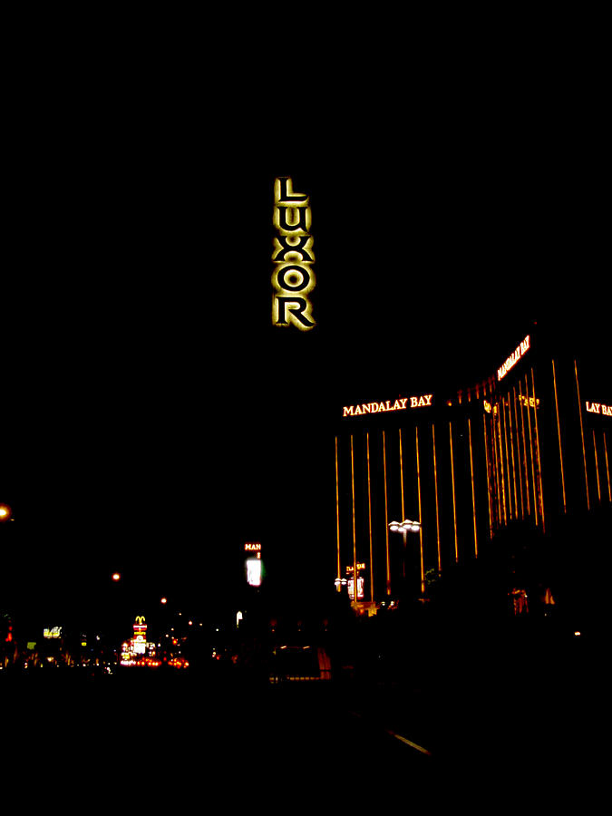 Luxor hotel and casino Photograph by Mieczyslaw Rudek