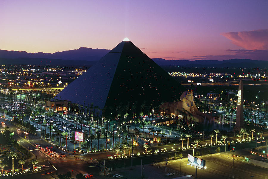 Luxor Pyramid Hotel & Casino Photograph by Peter Menzel/science Photo Library