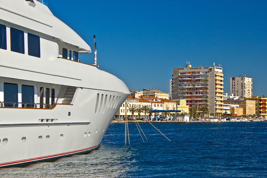 yacht in zadar